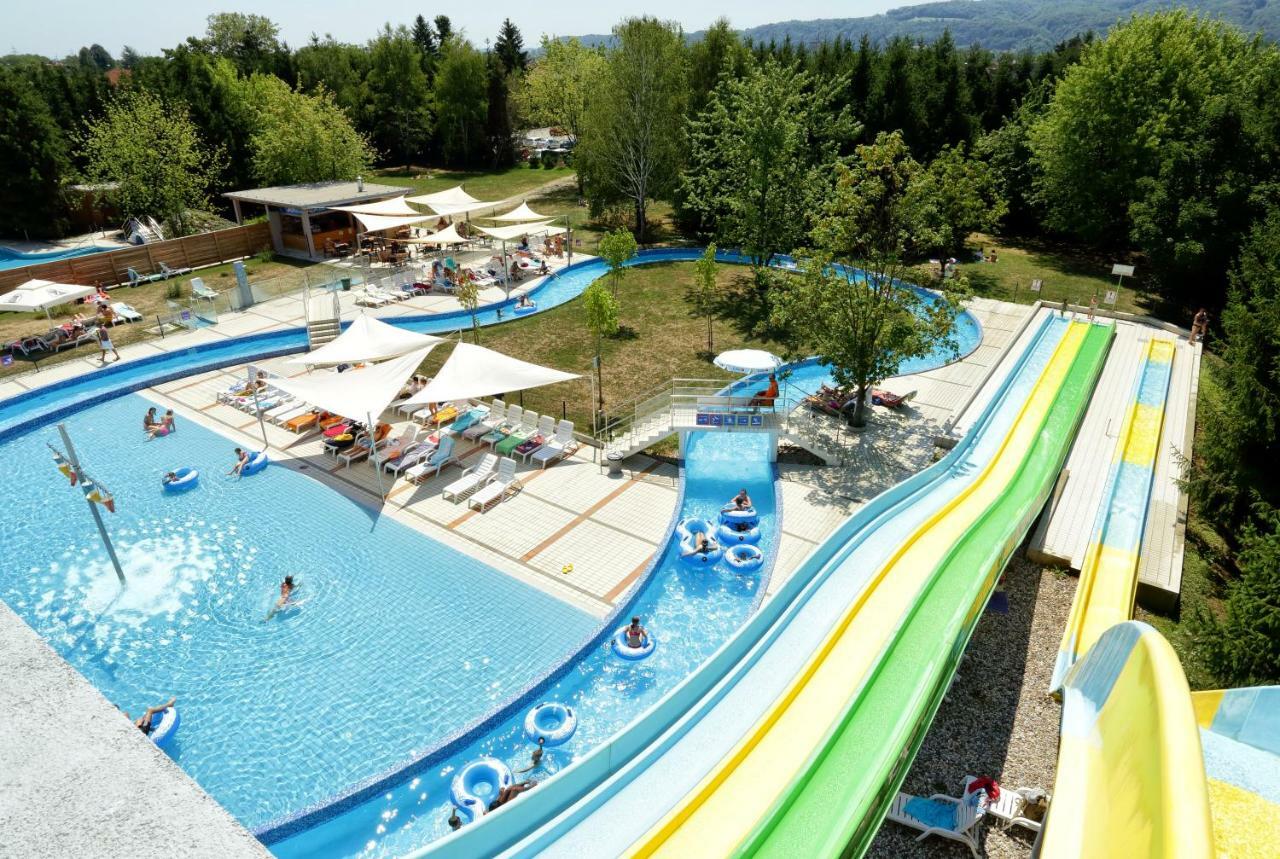 Honey Paradise Glamping Resort Dobova Buitenkant foto